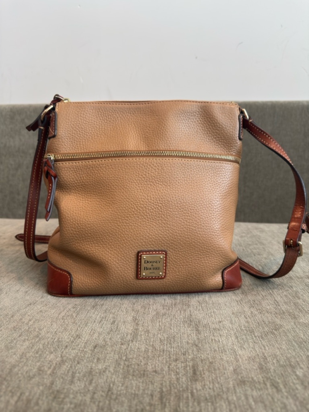 Dooney & Bourke Pebble Grain Leather Crossbody Bag Desert Tan